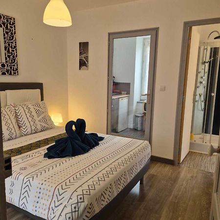 17, Face A La Gare Apartment Ланьон Екстериор снимка