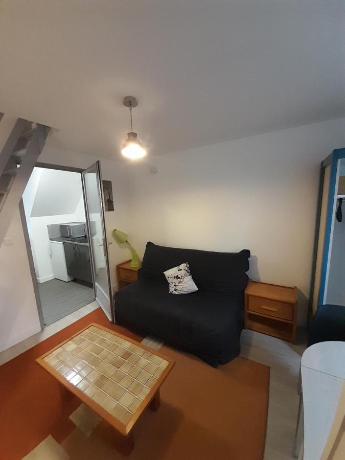 17, Face A La Gare Apartment Ланьон Екстериор снимка
