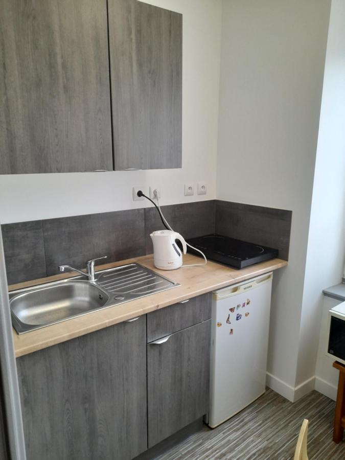 17, Face A La Gare Apartment Ланьон Екстериор снимка